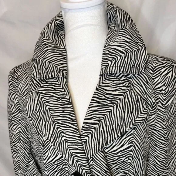 Cabi 007 Zeba Animal Print Button Up Trench Coat Jacket Womens Designer - Picture 5 of 8